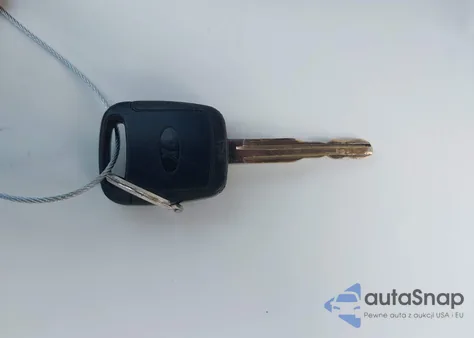 1998 Toyota Avalon Xls from USA, damaged, VIN 4T1BF18B0WU215894